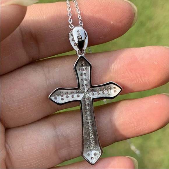 New Luxury Cross 925 Silver Diamond Necklace - Picture 13 of 14